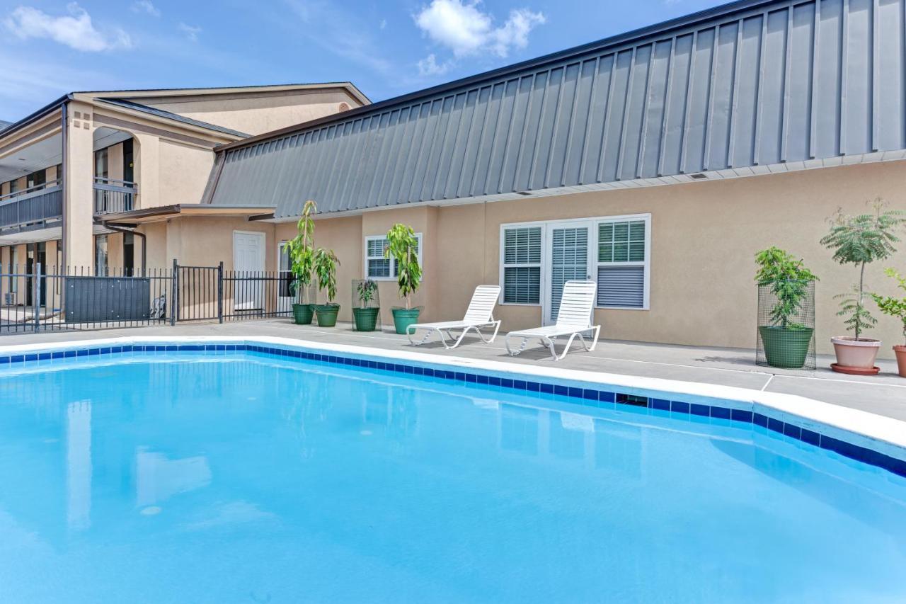 Super Inn & Suites Carrollton Bagian luar foto